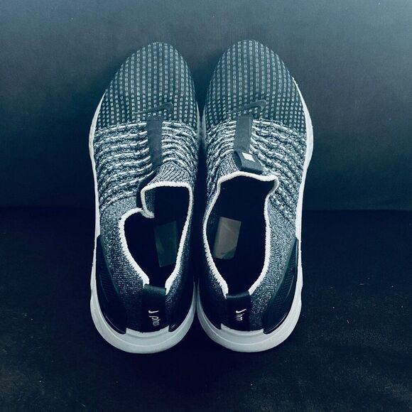 Women’s Nike REACT Phantom Black And White OREO color 9.5 US 41 EUR CJ0280-002 - Picture 7 of 9